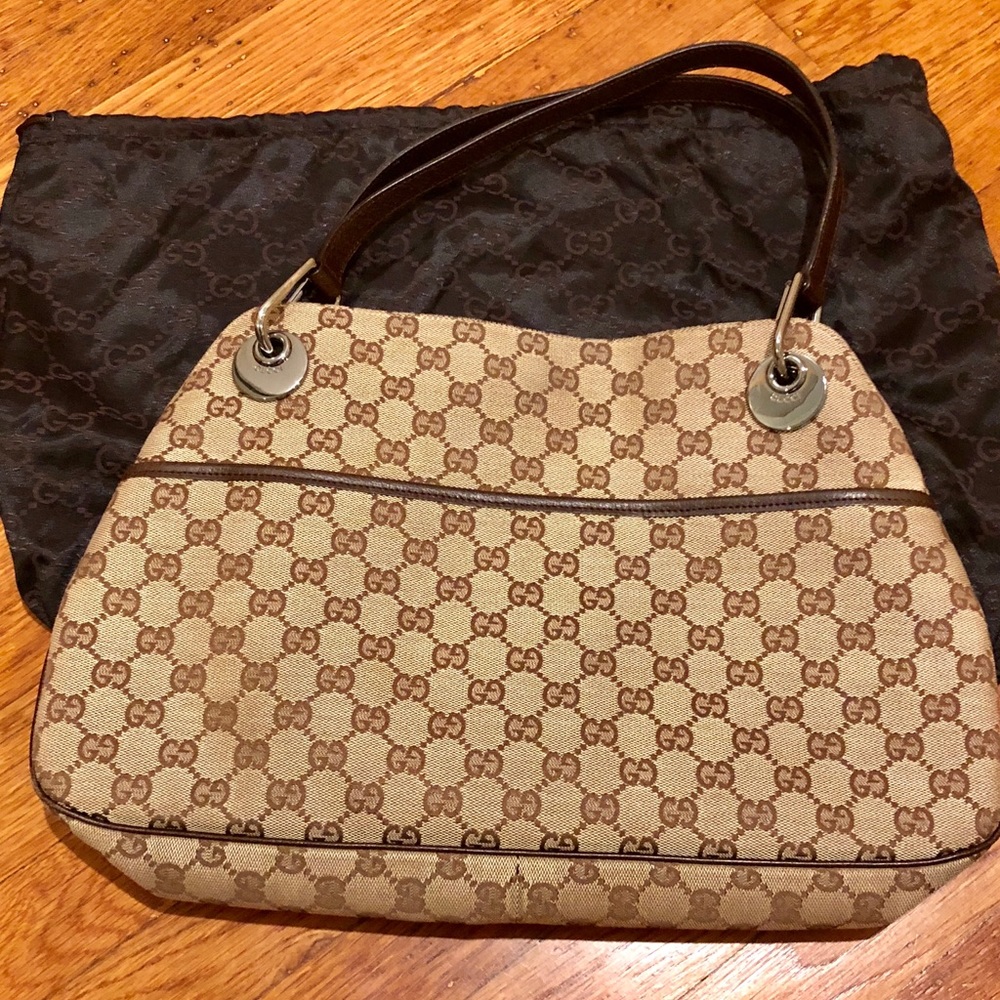 Authentic Gucci Cruise bag
